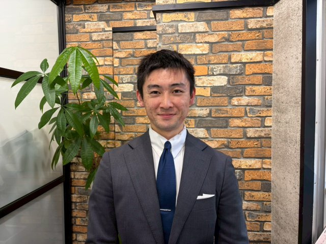 社員　髙司夏生