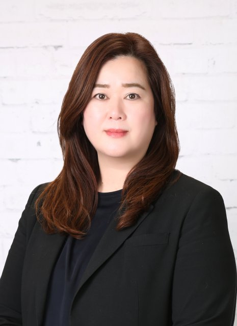 信濃 圭子