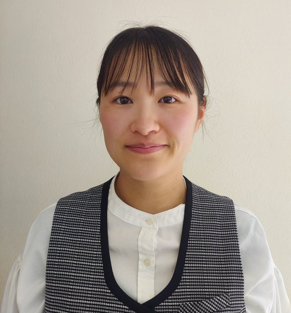 小山 涼子