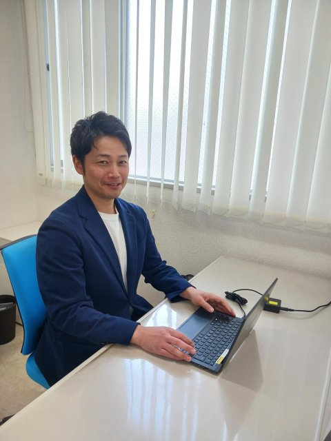 担当者画像