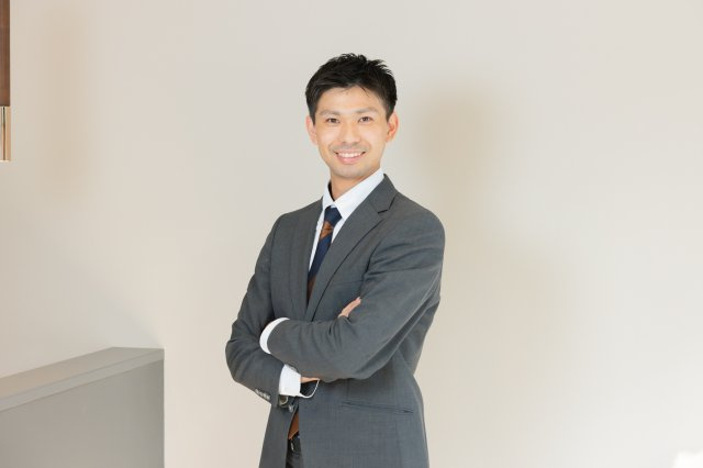 不動産部 和中　謙治