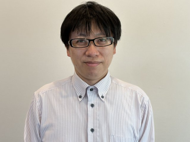 小西