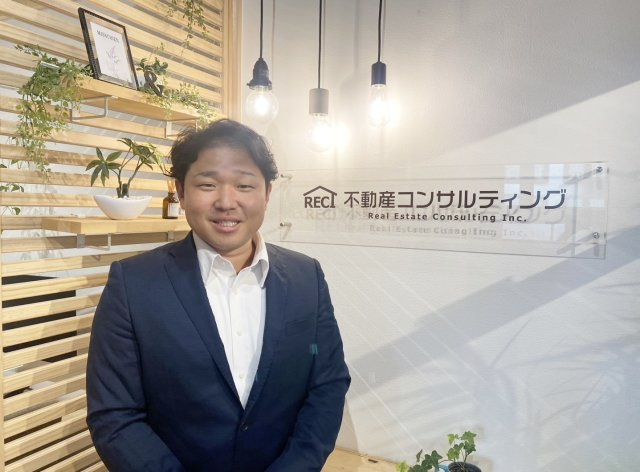 山﨑 利起