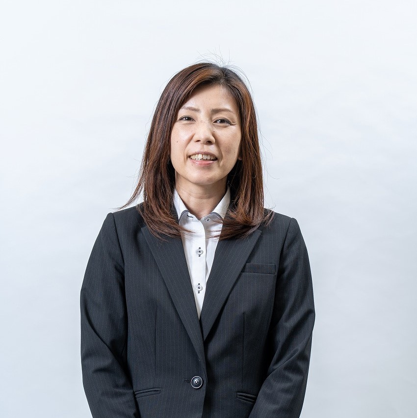 種石由紀の画像