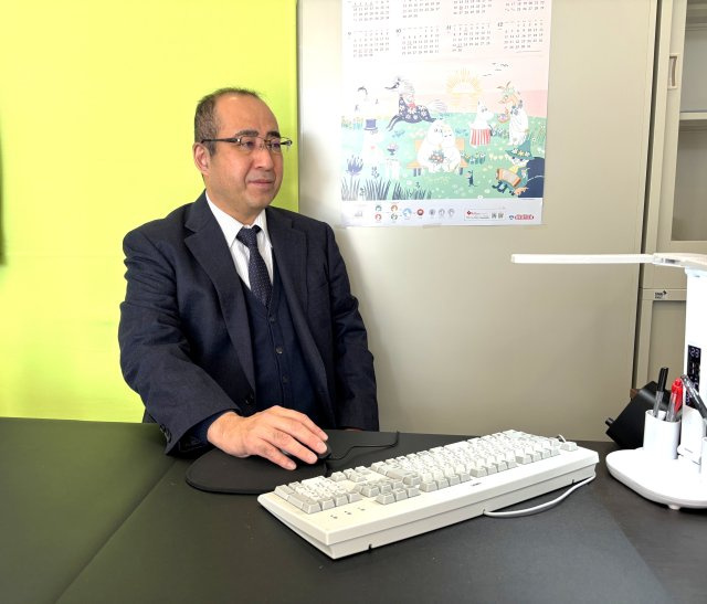 安達 治彦