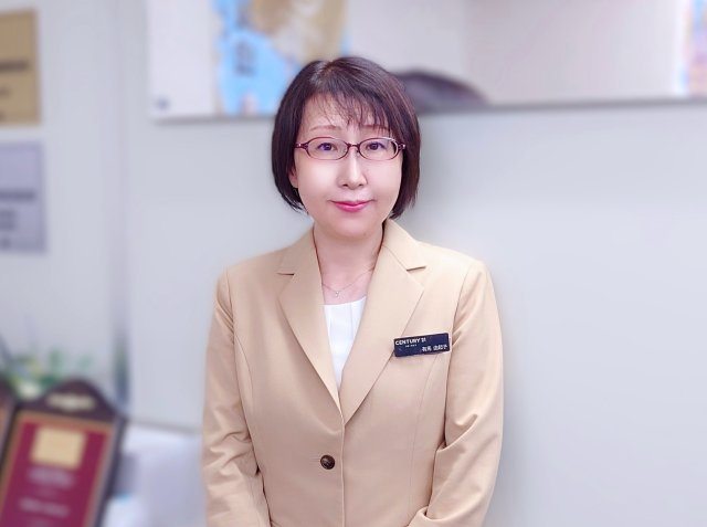 有馬 由起子
