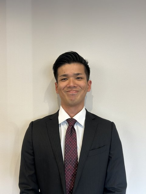 與座 貴徳
