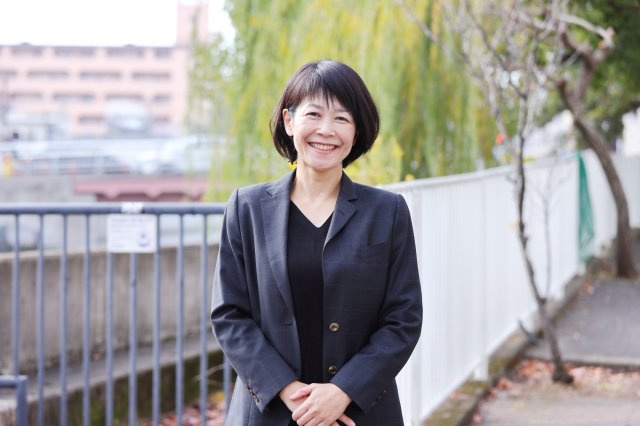 秋山 真由美