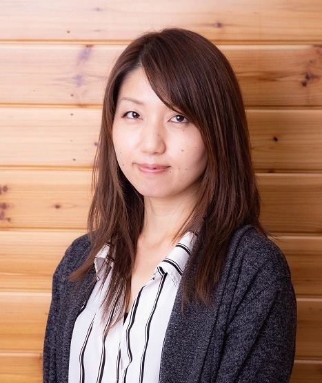 秋山 里織