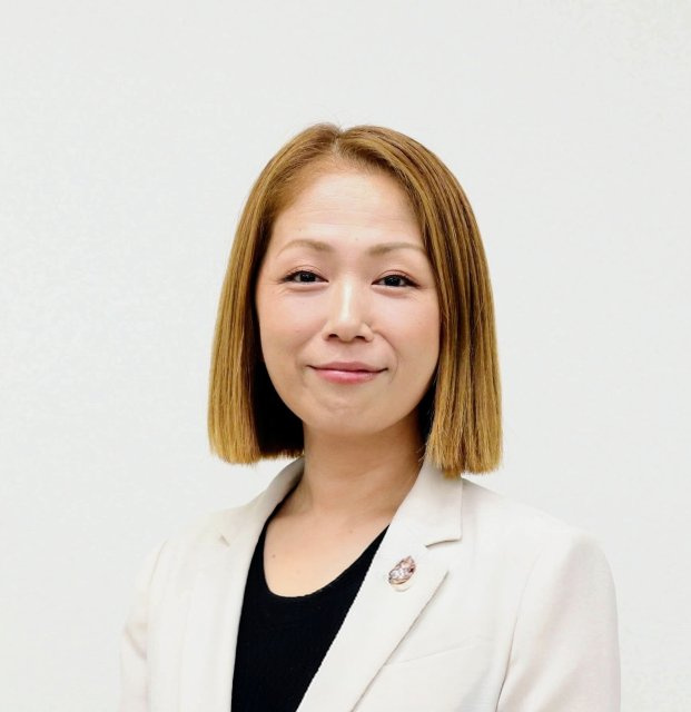 横手  志保の画像